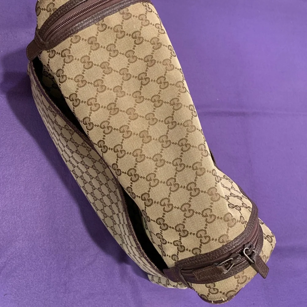 Gucci GG Canvas Messenger Bag